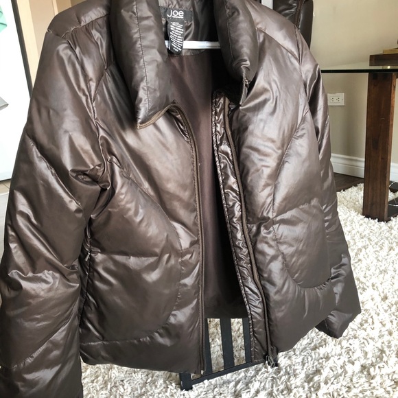 Winter Women’s Short Puffer - Picture 3 of 5